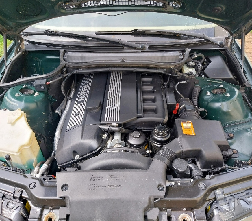 Voiture d'occasion Moselle Metz - Photos Vivastreet BMW 328i E46 1998