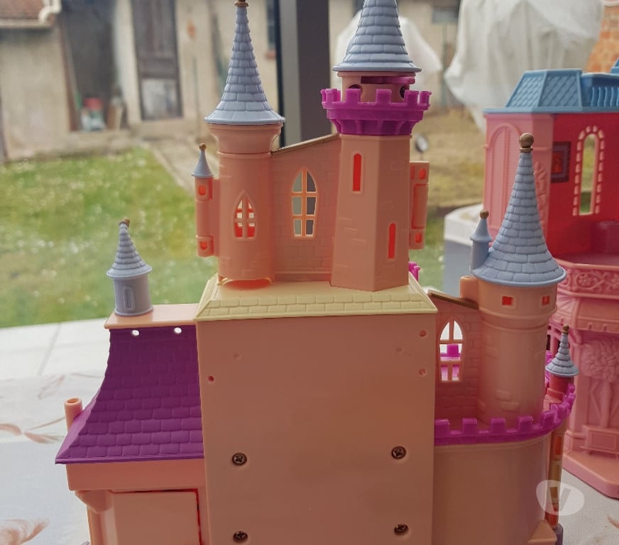 Jeux - Jouets Essonne Juvisy sur Orge - 91260 - Photos Vivastreet chateaux de princesses