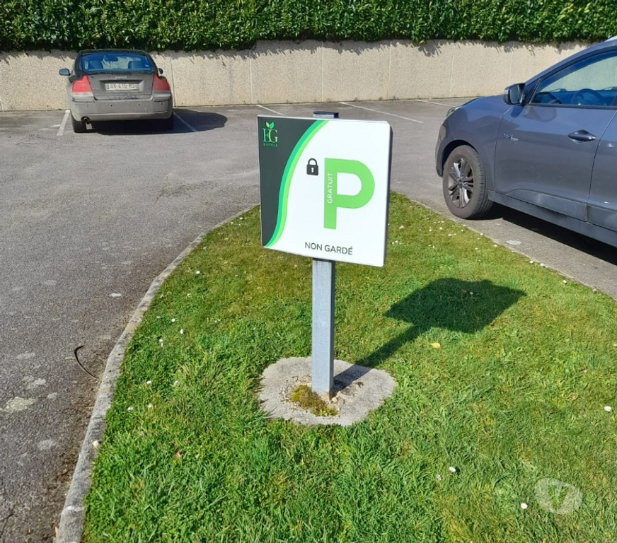 Parkings - Garages Finistère Quimper - 29000 - Photos Vivastreet Location de place de parking – 5€ jour (forfait de 12h)