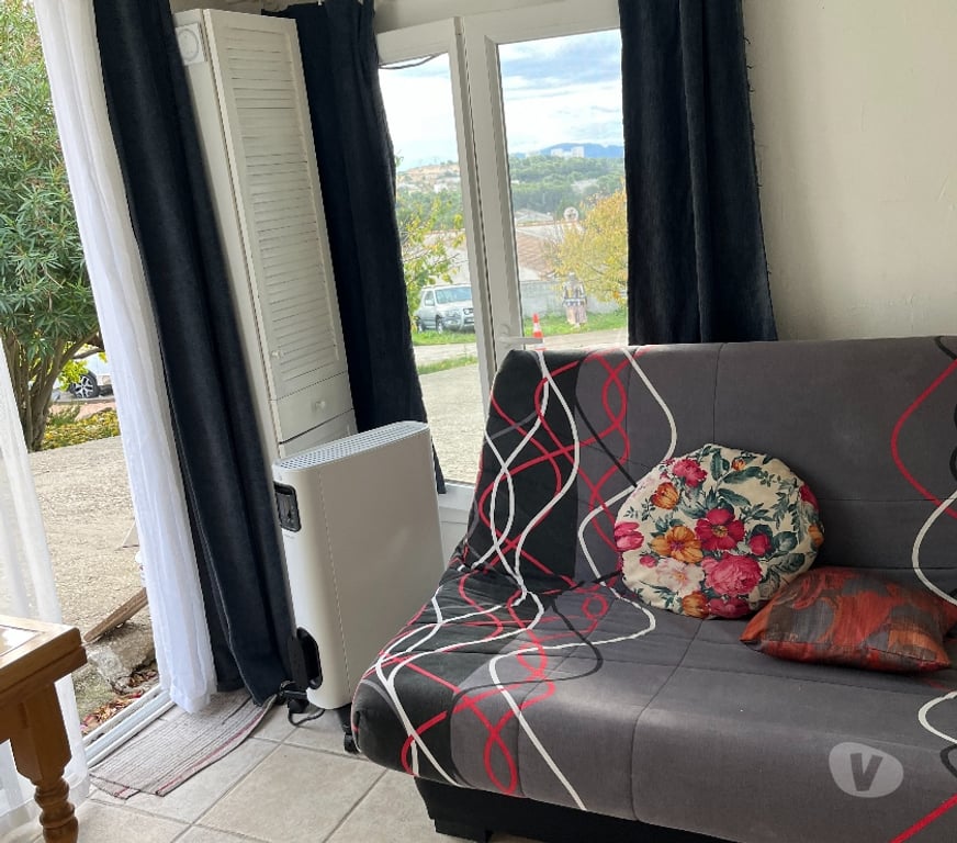 Appartement meublé Bouches-du-Rhône Les Pennes Mirabeau - 13170 - Photos Vivastreet studio meuble tout equipe