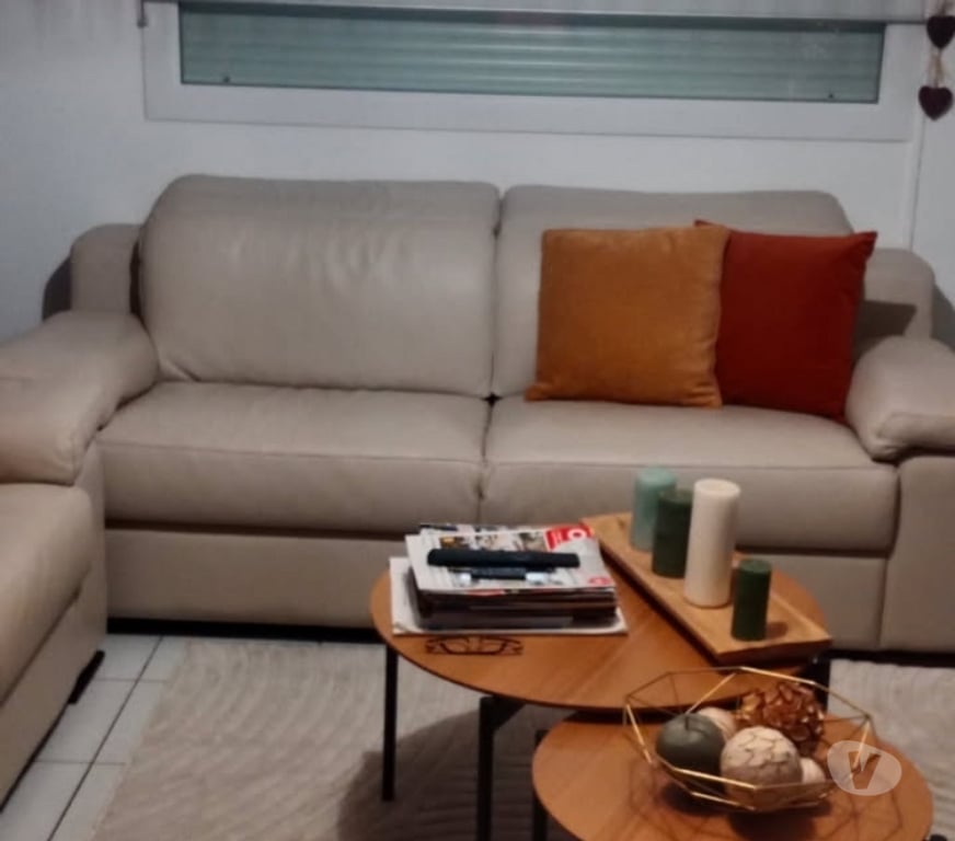 Ameublement & art de la table Pas-de-Calais Haisnes - 62138 - Photos Vivastreet Canapé moderne en cuir