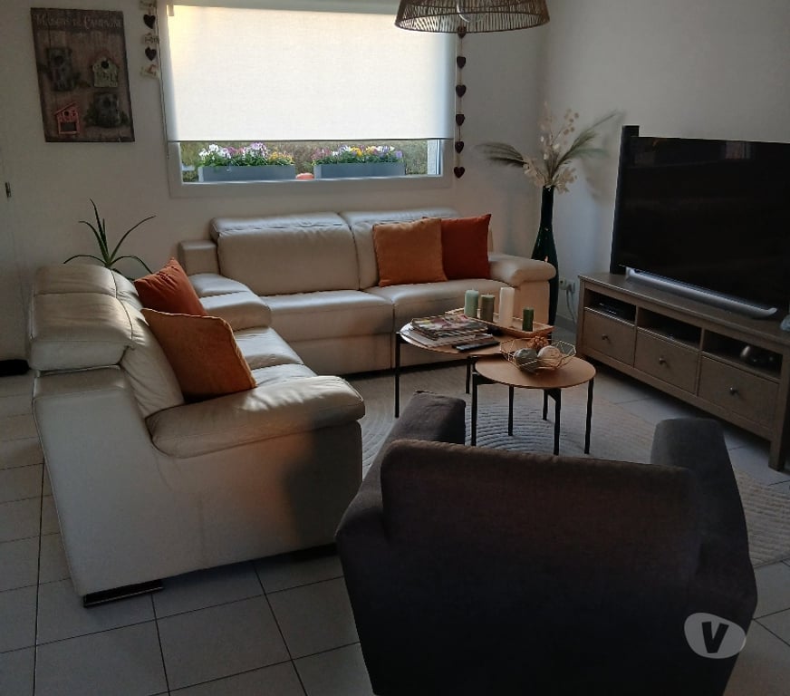 Ameublement & art de la table Pas-de-Calais Haisnes - 62138 - Photos Vivastreet Canapé moderne en cuir