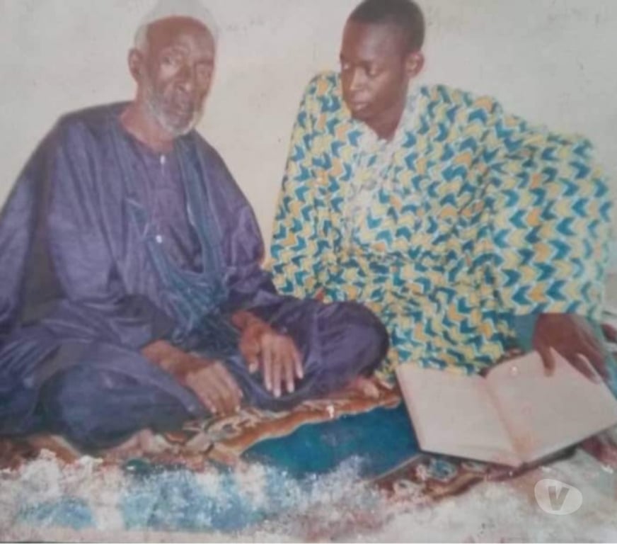 Horoscope - Voyance Paris Paris 8ème ardt - 75008 - Photos Vivastreet Voyant Médium spécialiste en Amour 19 expériences