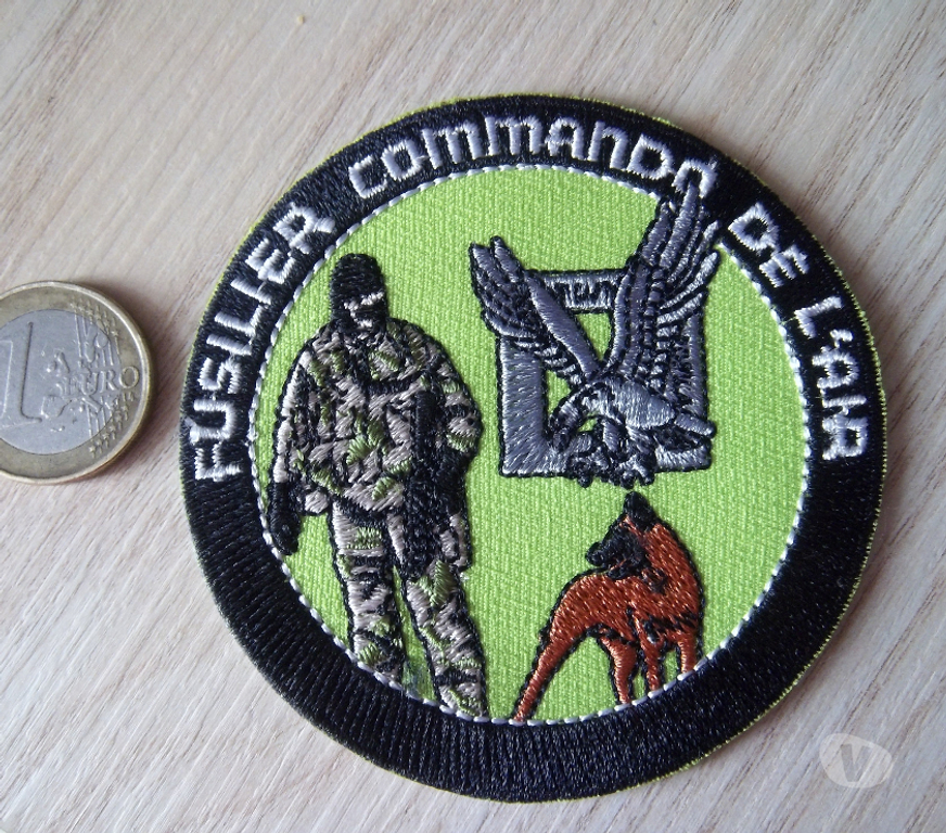 Collection Manche Valognes - 50700 - Photos Vivastreet obsolète ! écusson collection militaire fusilier commandos