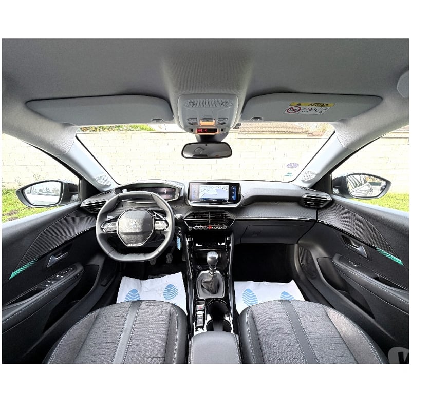 Voiture d'occasion Oise Nogent sur Oise - 60180 - Photos Vivastreet PEUGEOT 208 ALLURE 100 CH S&S BVM6 AN 08 2023 15540 KM