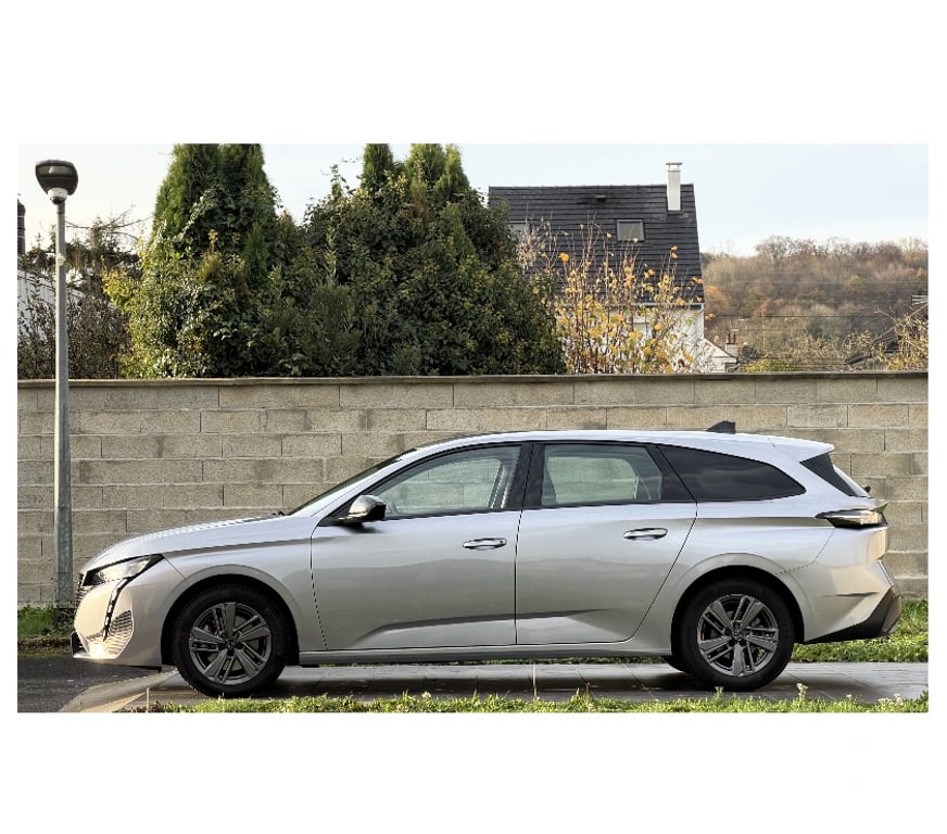 Voiture d'occasion Oise Nogent sur Oise - 60180 - Photos Vivastreet PEUGEOT 308 SW ACTIVE PACK 130 CH ESSENCE AN 2023 21900 KM
