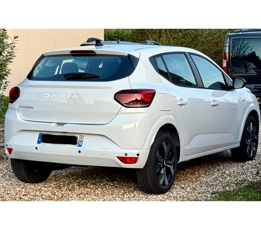 Voiture d'occasion Seine-Maritime Gruchet le Valasse - 76210 - Photos Vivastreet DACIA SANDERO JOURNEY + OPTION 1.0 Eco-g 100