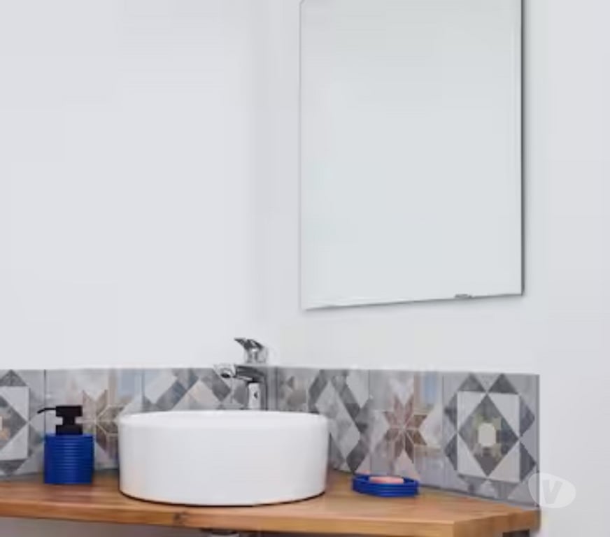 Appartement meublé Bouches-du-Rhône Cassis - 13260 - Photos Vivastreet T2 3 dans villa avec jardin