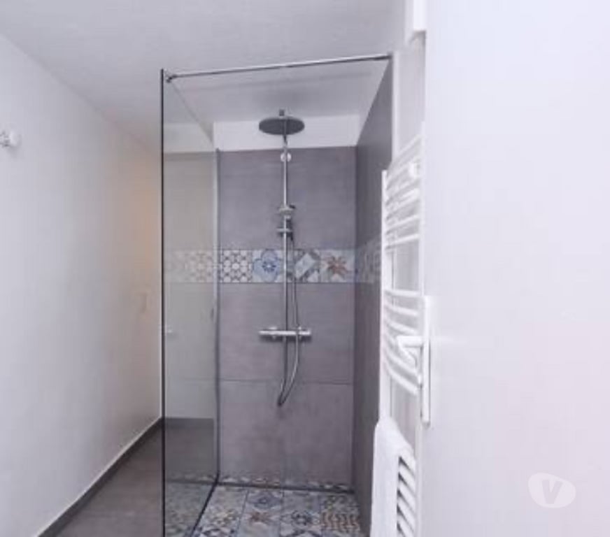 Appartement meublé Bouches-du-Rhône Cassis - 13260 - Photos Vivastreet T2 3 dans villa avec jardin
