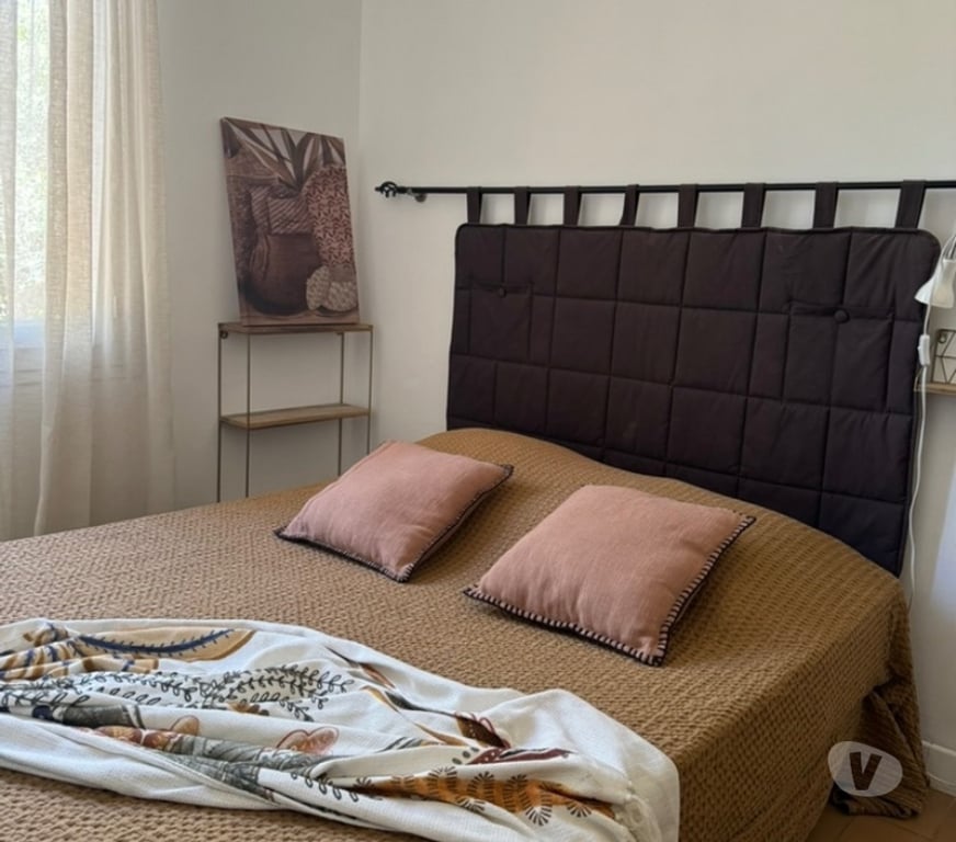 Appartement meublé Bouches-du-Rhône Cassis - 13260 - Photos Vivastreet T3 dans villa avec terrasse privative