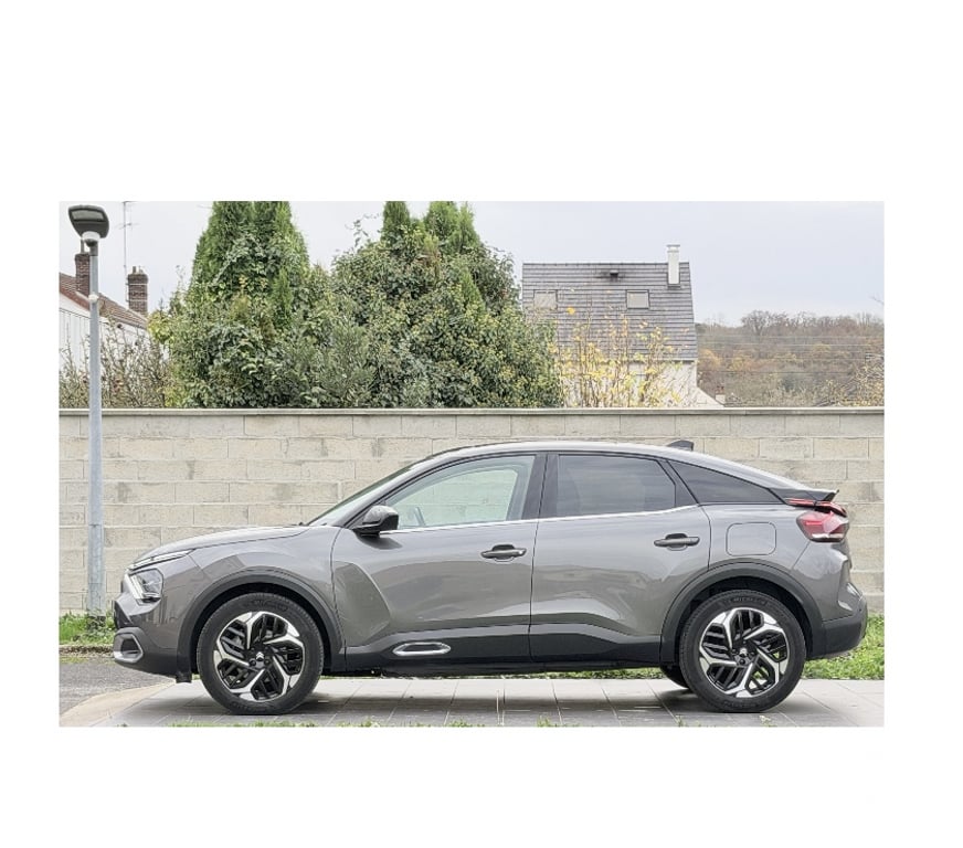 Voiture d'occasion Oise Nogent sur Oise - 60180 - Photos Vivastreet CITROEN C4 SHINE PACK 130CH ESSENCE AN 03 2023 26875 km