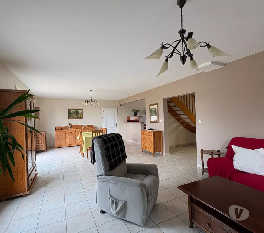 Location maison Loire-Atlantique St Andre des Eaux - 44117 - Photos Vivastreet Maison 5 pièces 127 m² à saint-andre-des-eaux