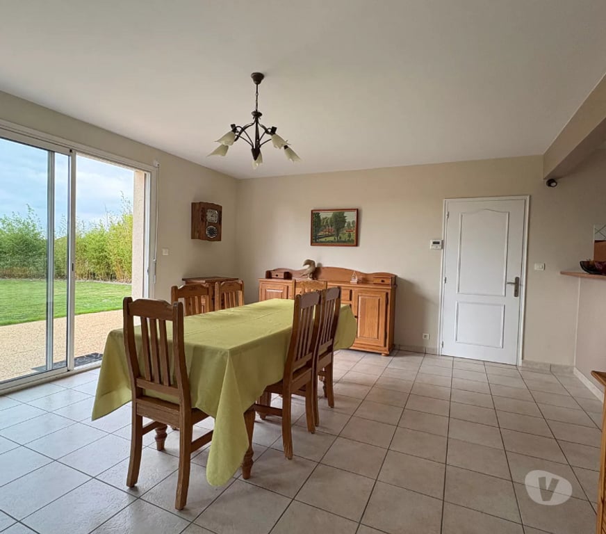 Location maison Loire-Atlantique St Andre des Eaux - 44117 - Photos Vivastreet Maison 5 pièces 127 m² à saint-andre-des-eaux