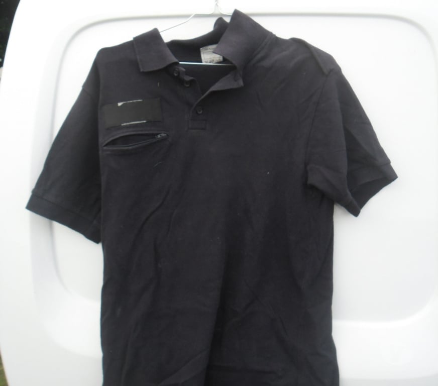 Vêtements occasion Haute-Saône Borey - 70110 - Photos Vivastreet POLOS MARINE NATIONALE