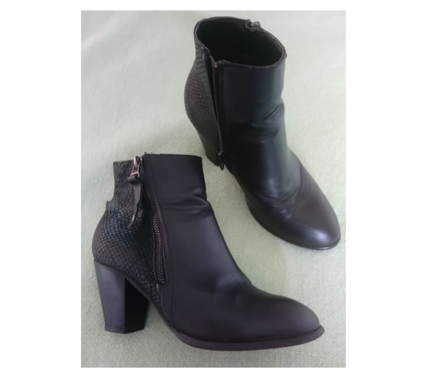 Chaussures Seine-Saint-Denis La Courneuve - 93120 - Photos Vivastreet Bottines pour femme