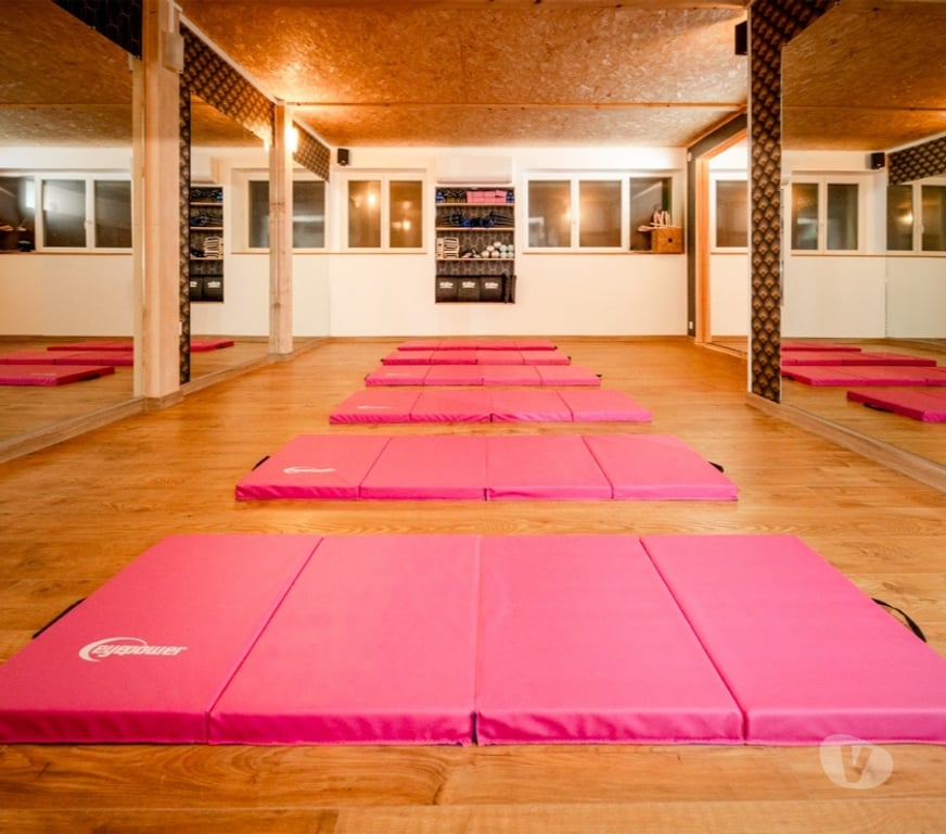 bureaux locaux Loire St Chamond - 42400 - Photos Vivastreet Salle pluridisciplinaire 30 m² – Location annuelle –