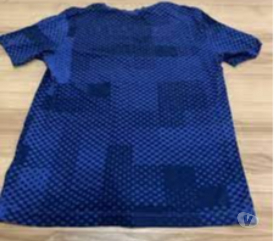 Vêtements occasion Seine-Saint-Denis Epinay sur Seine - 93800 - Photos Vivastreet Tee-shirt Nike FC