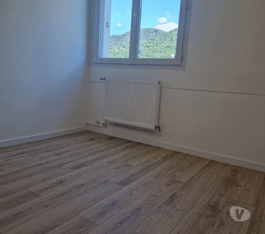 Appartements à vendre Haute-Savoie Thyez - 74300 - Photos Vivastreet lumineux appartement 93 m2, rénové à neuf