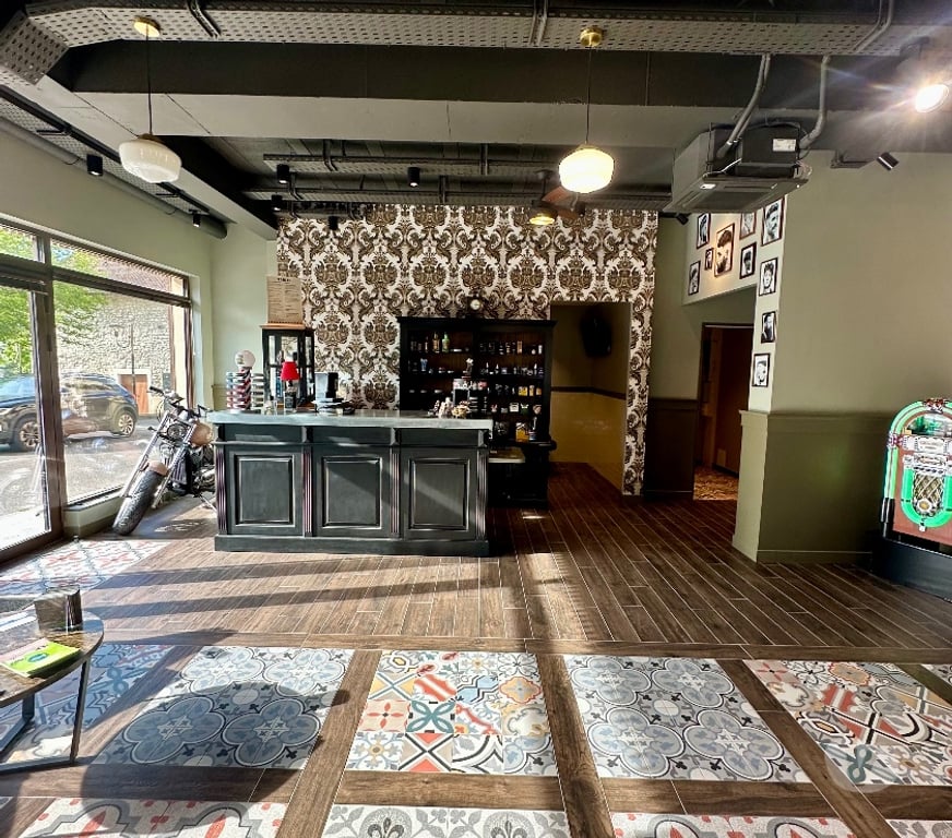 Fond de Commerce a vendre Isère Morestel - 38510 - Photos Vivastreet Fond de commerce barbier