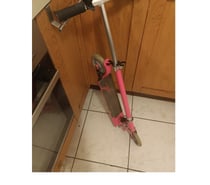 Trottinette fille rose 8 a 12 ans modèle + 2 casques enfant