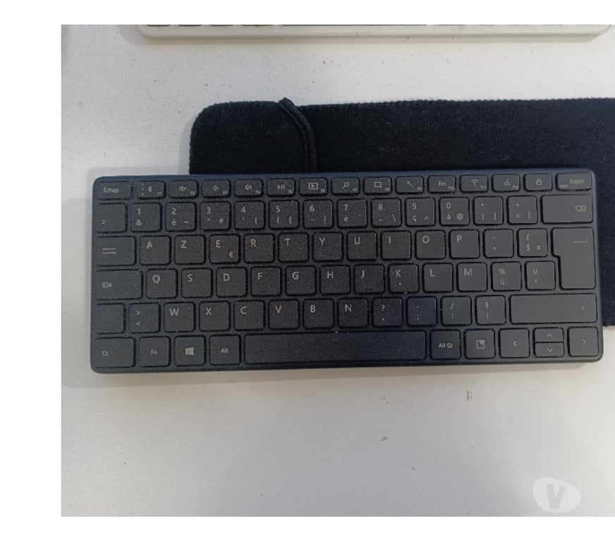 Informatique Paris Paris 6ème ardt - 75006 - Photos Vivastreet clavier mini noir Microsoft Designer Compact Keyboard Blueto