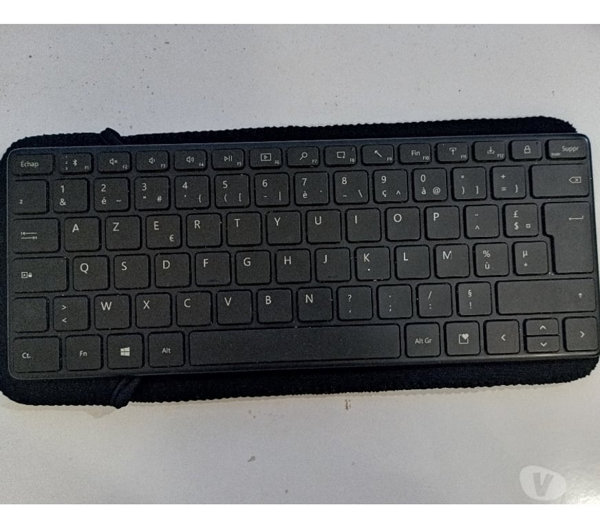 Informatique Paris Paris 6ème ardt - 75006 - Photos Vivastreet clavier mini noir Microsoft Designer Compact Keyboard Blueto