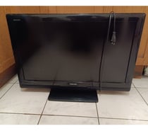 TV TNT écran Toshiba 32 pouces 81 cm modèle 32AV555V