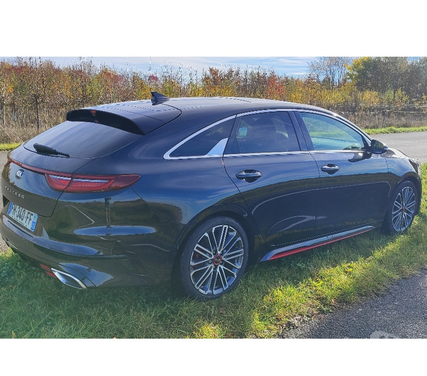 Voiture d'occasion Loiret St Denis en Val - 45560 - Photos Vivastreet KIA PROCEED 1.6 GT 204cv