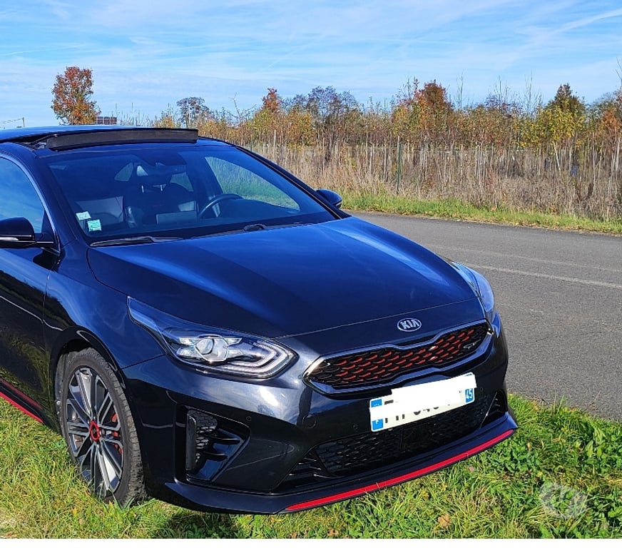 Voiture d'occasion Loiret St Denis en Val - 45560 - Photos Vivastreet KIA PROCEED 1.6 GT 204cv