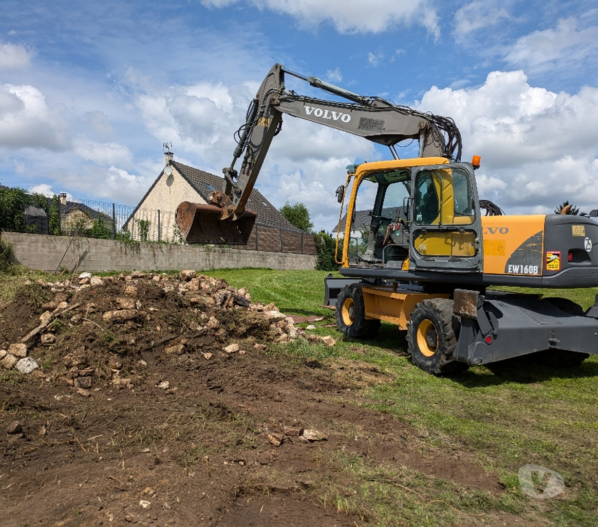 Engins agricoles Marne Reims - Photos Vivastreet Pelle à pneu Volvo EW 160B