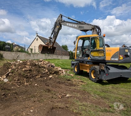 Engins agricoles Reims Marne - Photos Vivastreet Pelle à pneu Volvo EW 160B