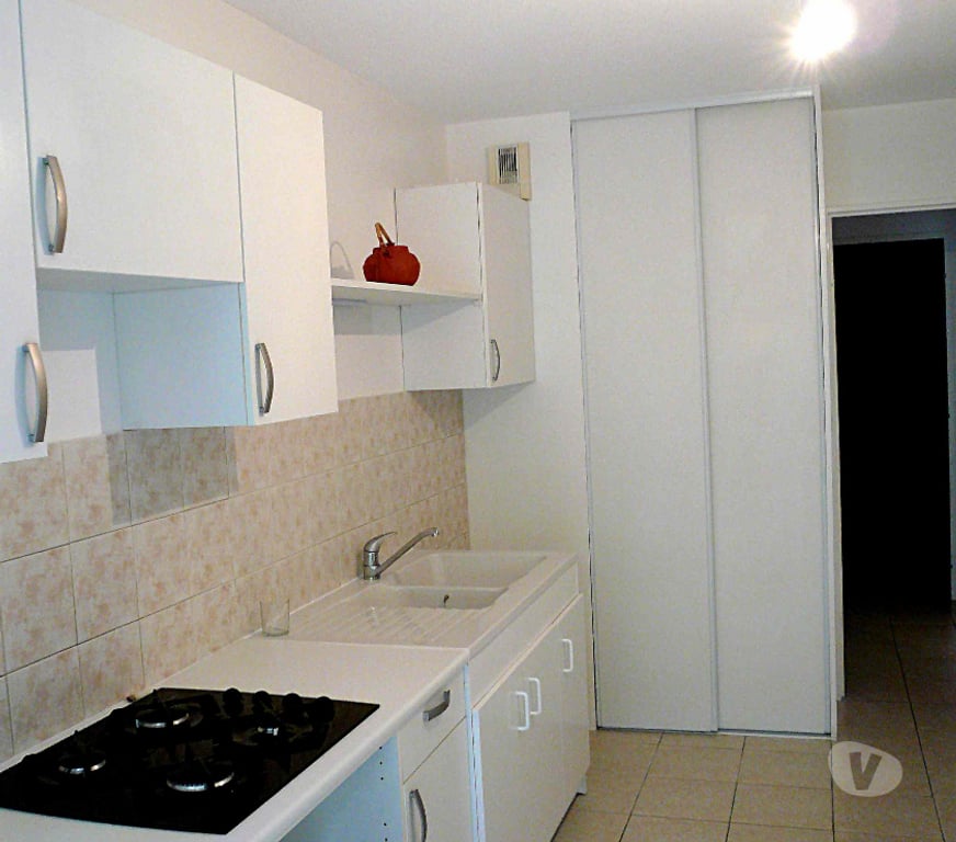 Location appartement Isère St Martin le Vinoux - 38950 - Photos Vivastreet APPT.2pièces+cuisine 50m²