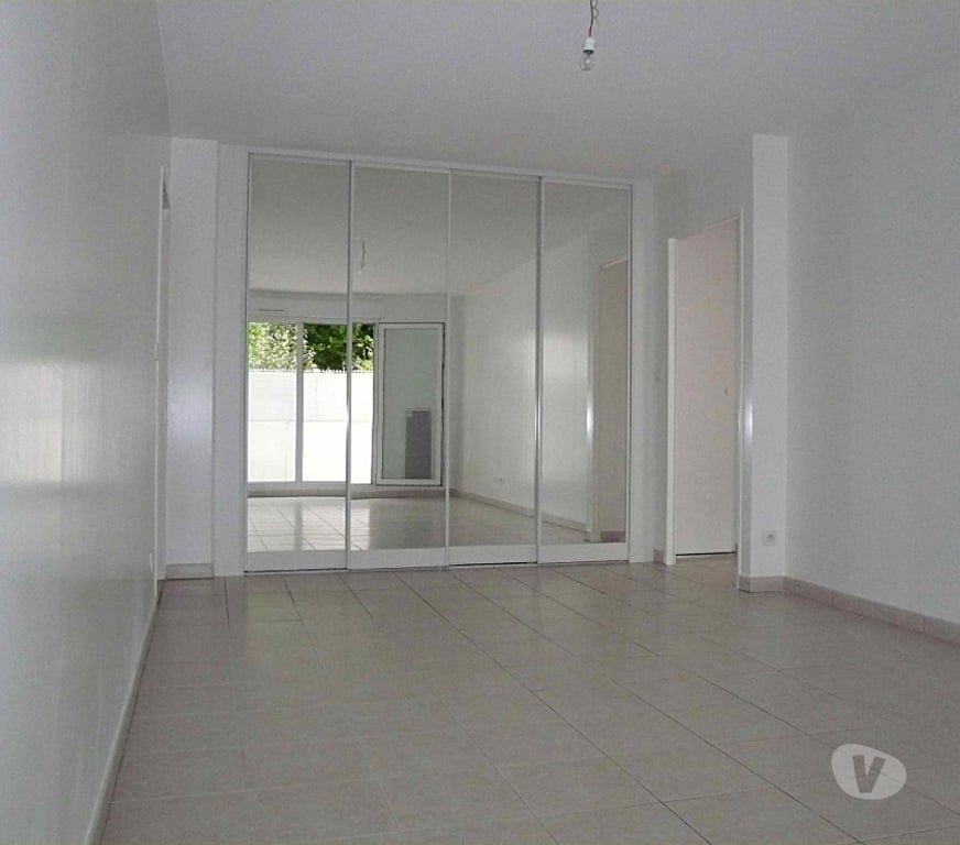 Location appartement Isère St Martin le Vinoux - 38950 - Photos Vivastreet APPT.2pièces+cuisine 50m²