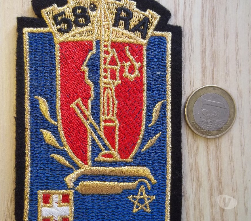 Collection Manche Valognes - 50700 - Photos Vivastreet écusson militaire 58e régiment d'artillerie Douai Nord