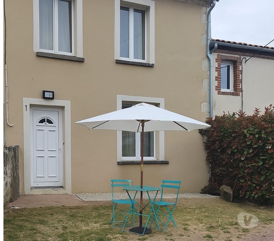 Vente Maison Deux-Sèvres Etusson - 79150 - Photos Vivastreet maison à vendre