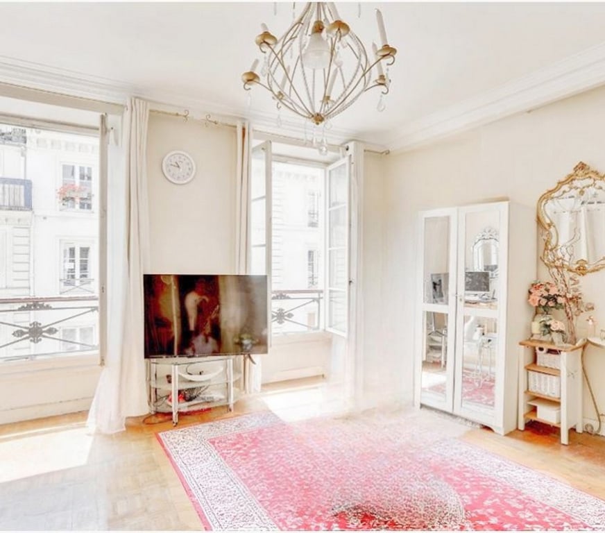 Appartements à vendre Paris Paris 9ème ardt - 75009 - Photos Vivastreet Appartement 5 pièces