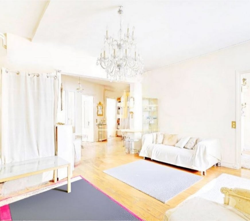 Appartements à vendre Paris Paris 9ème ardt - 75009 - Photos Vivastreet Appartement 5 pièces