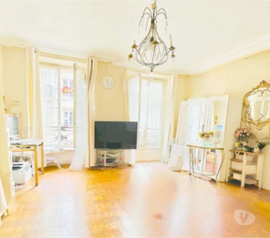 Appartements à vendre Paris Paris 8ème ardt - 75008 - Photos Vivastreet Appartement 98 m2 - 5 pièces et pour professions libérales