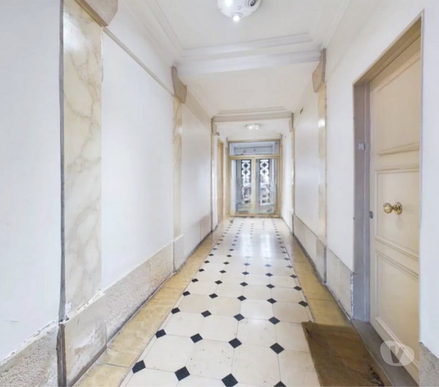 bureaux locaux Paris Paris 9ème ardt - 75009 - Photos Vivastreet Bureaux, pour 1 personne