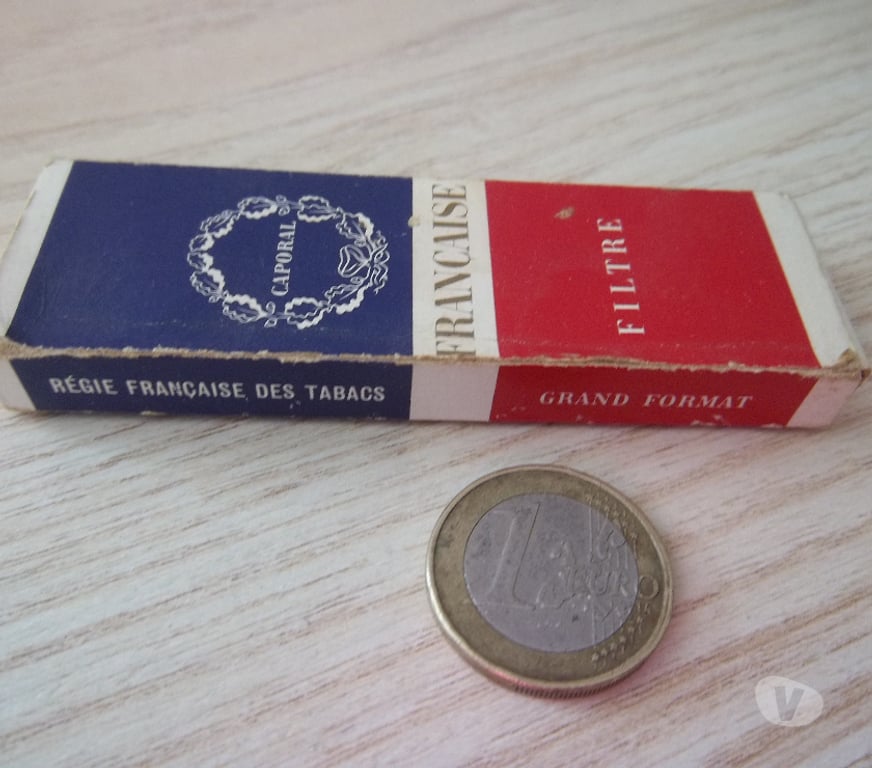 Collection Manche Valognes - 50700 - Photos Vivastreet échantillon gratuit publicitaire CAPORAL collection vintage