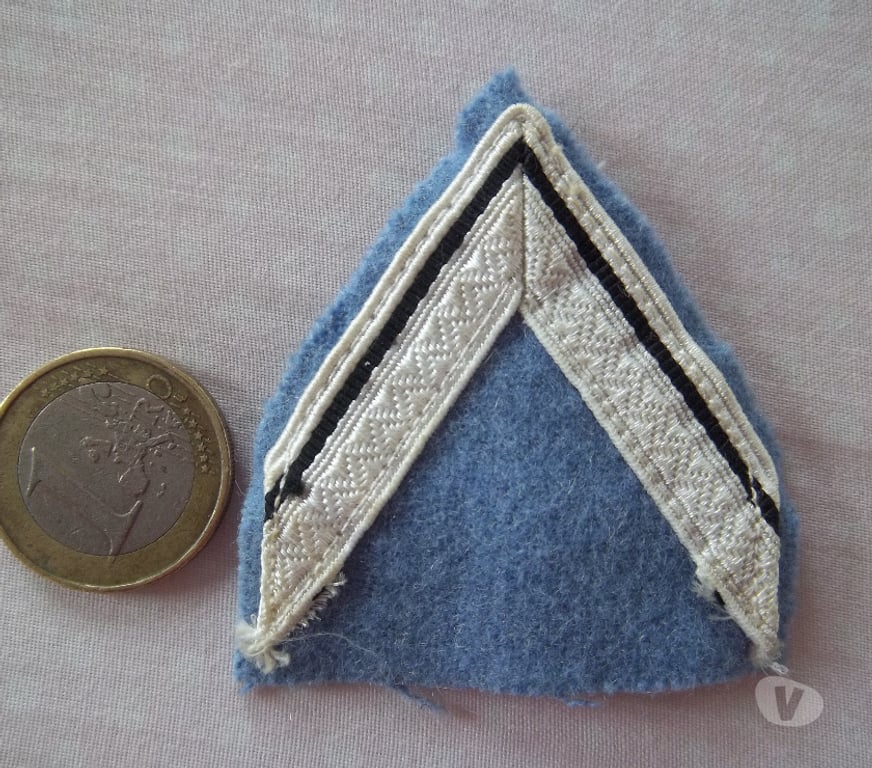 Collection Manche Valognes - 50700 - Photos Vivastreet grade arme blindée cavalerie 1ére classe ADL écusson