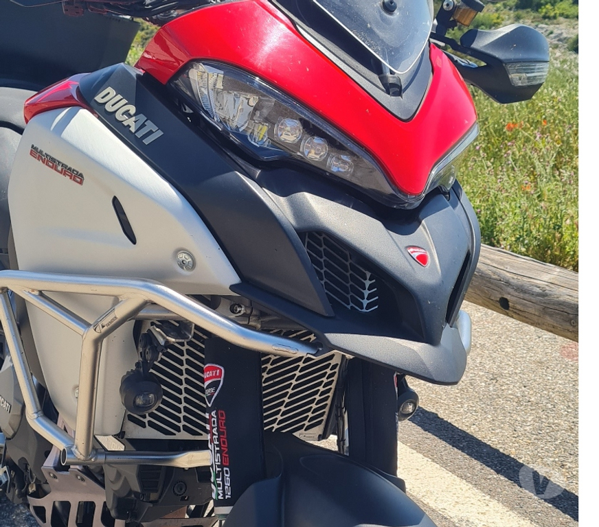 Moto d'occasion Bouches-du-Rhône St Mitre les Remparts - 13920 - Photos Vivastreet Multistrada 1260 enduro