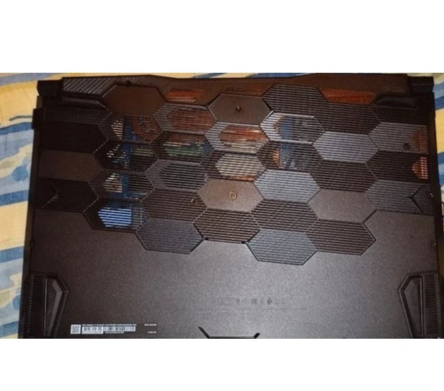 Informatique Vendée La Roche sur Yon - 85000 - Photos Vivastreet MSI - Katana B13 VGK - Nvidia GeForce Rtx 4070 8Go - I7 13è