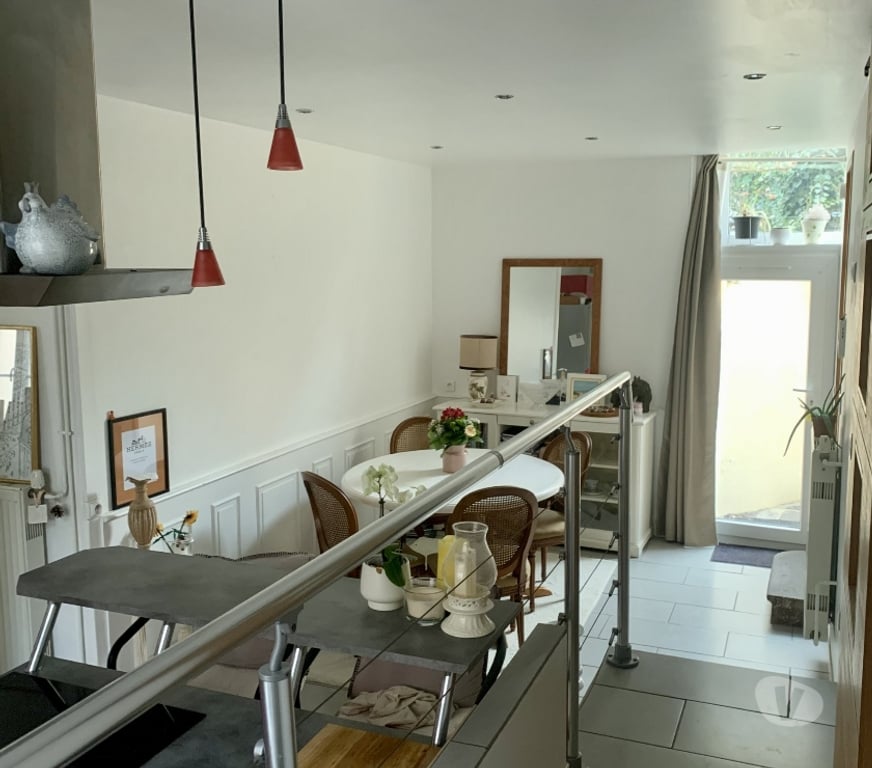 Location appartement Allier St Pourcain sur Sioule - 03500 - Photos Vivastreet Appartement T2bis - centre ST POUCAIN SIOULE