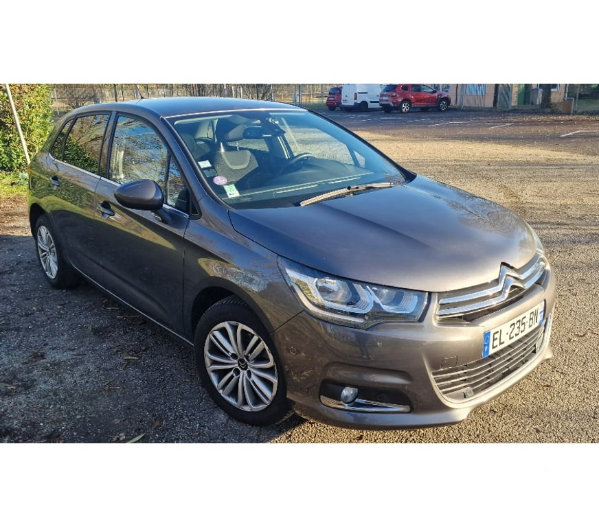 Voiture d'occasion Bas-Rhin Oberschaeffolsheim - 67203 - Photos Vivastreet C4 PURETECH 110 BVM MILLENIUM