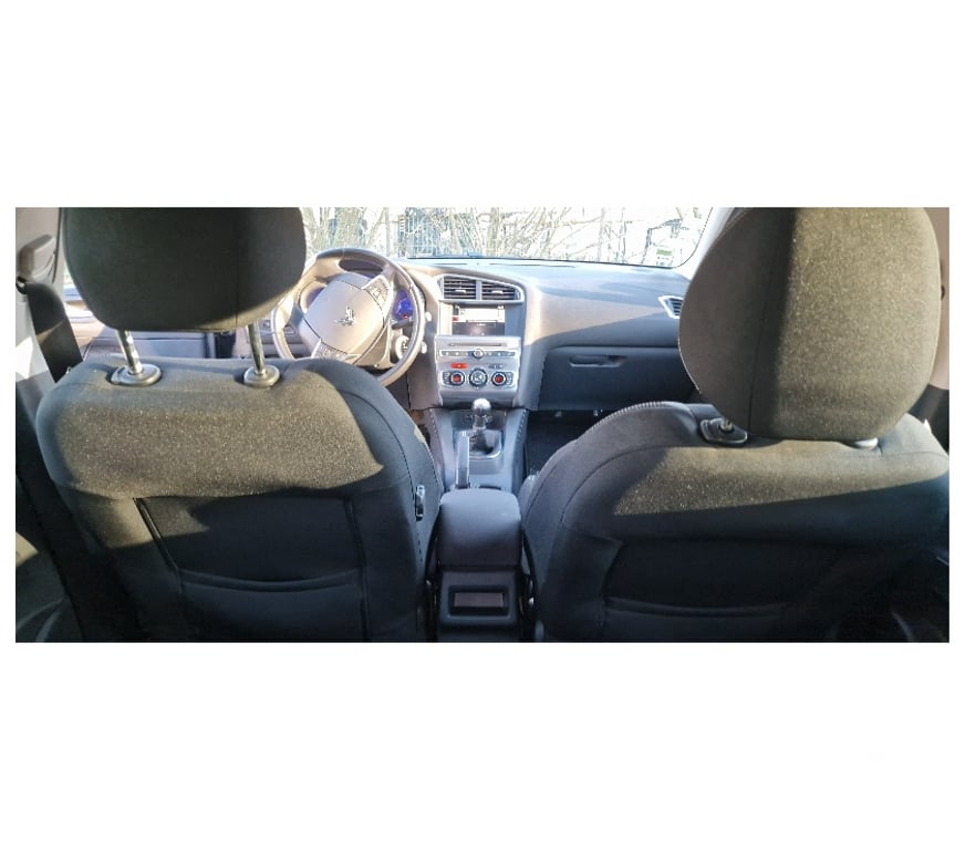 Voiture d'occasion Bas-Rhin Oberschaeffolsheim - 67203 - Photos Vivastreet C4 PURETECH 110 BVM MILLENIUM