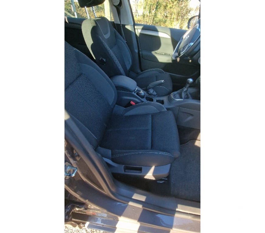 Voiture d'occasion Bas-Rhin Oberschaeffolsheim - 67203 - Photos Vivastreet C4 PURETECH 110 BVM MILLENIUM