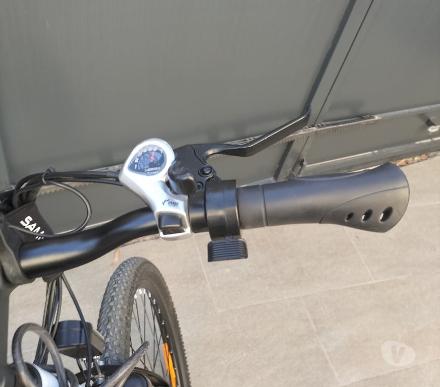 Matériel de sport Bouches-du-Rhône St Mitre les Remparts - 13920 - Photos Vivastreet VEND VELO ELECTRIQUE NEUF