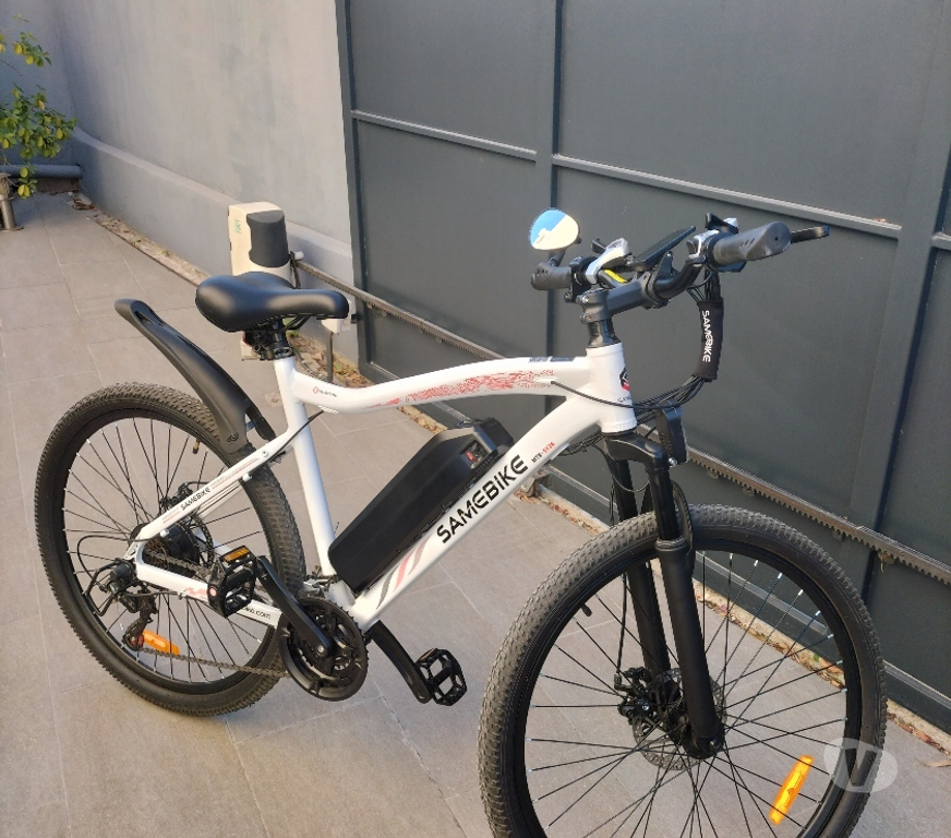 Matériel de sport Bouches-du-Rhône St Mitre les Remparts - 13920 - Photos Vivastreet VEND VELO ELECTRIQUE NEUF