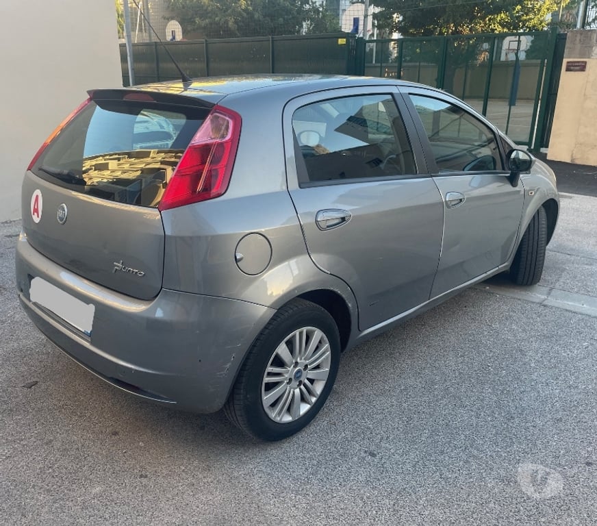 Voiture d'occasion Var Toulon - Photos Vivastreet FIAT PUNTO GRANDE